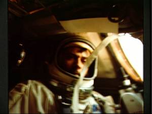 John Young, poco antes del paseo espacial (Foto: NASA)