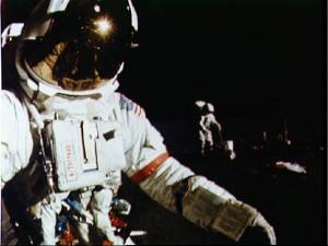 Una rara imagen en la que aparecen los dos astronautas (Foto: NASA)
