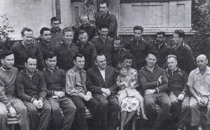El grupo de cosmonautas soviticos, junto a Korolev (Foto: MM)