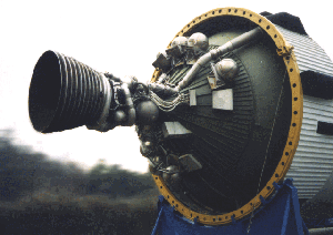 El motor J-2 de la tercera fase del Saturn-V (Foto: NASA)