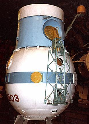 Aspecto externo de una Soyuz 7K-OK (Foto: Mark Wade)